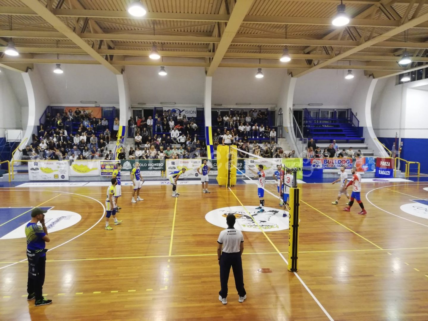 VOLLEY/ Il Rione Terra perde al tie-break contro Casarano