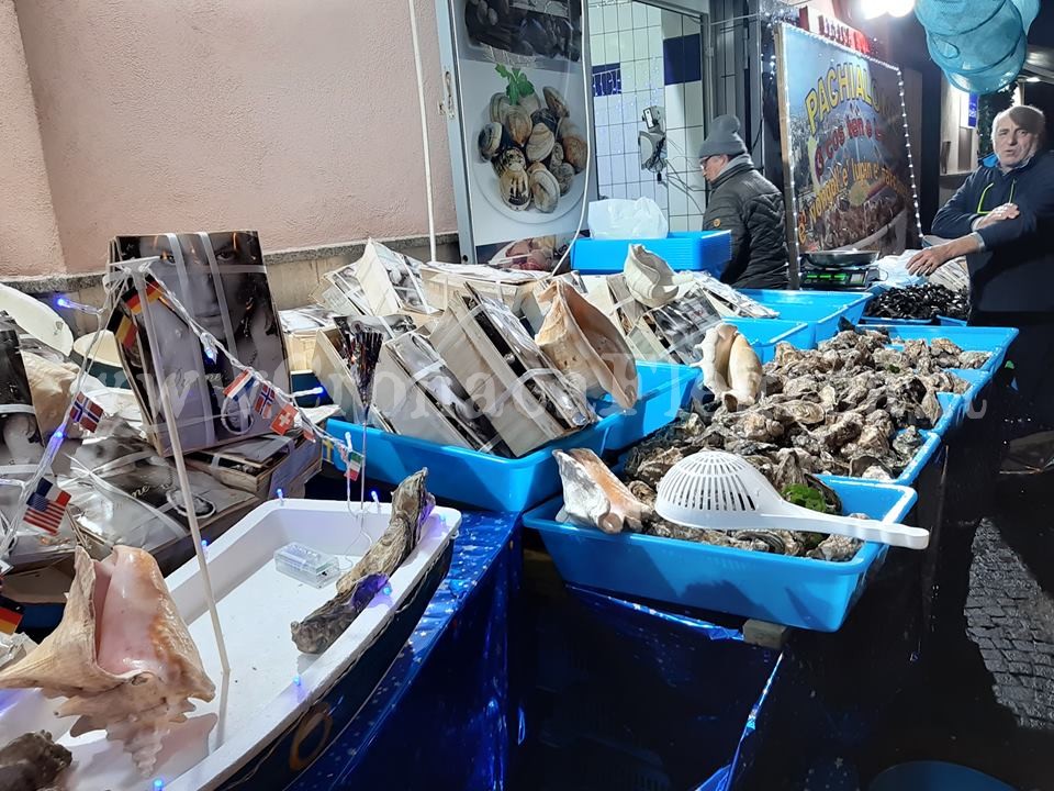 POZZUOLI/ Riapre il mercato ittico e ortofrutticolo al dettaglio di via Fasano