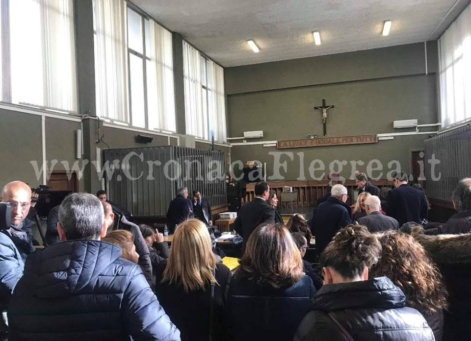 Strage di Monteforte, assolto l’ad di Autostrade: caos in tribunale