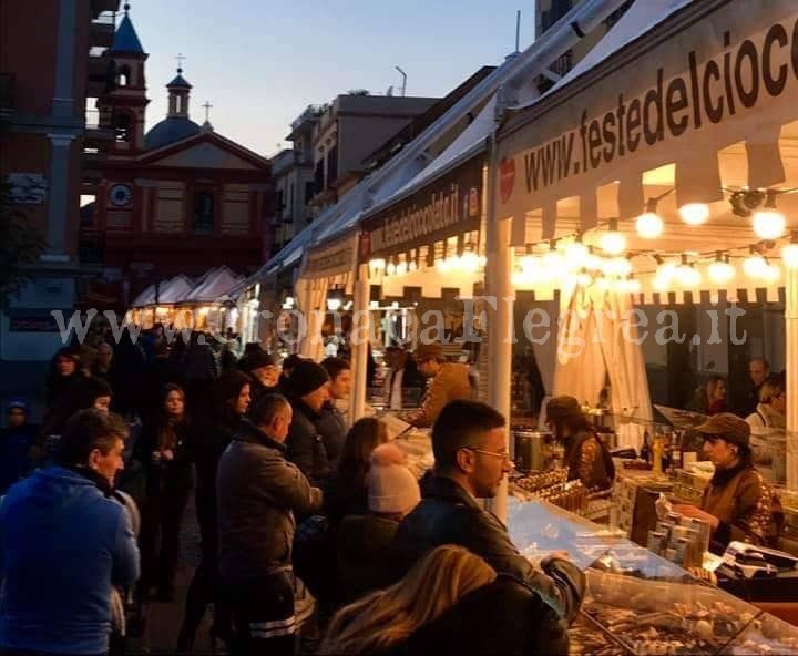 Festa del cioccolato a Pozzuoli: è un successo – LE FOTO