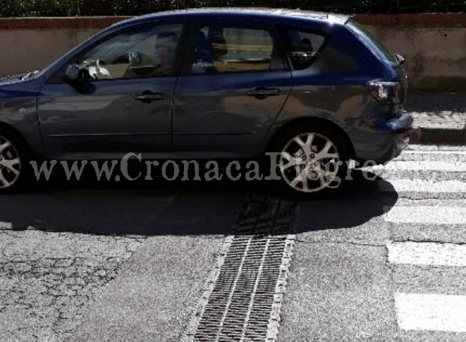 POZZUOLI/ Griglia sulla strada fa vibrare i palazzi: residenti preoccupati