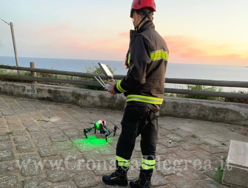 BACOLI/ Elicotteri e droni per le ricerche: ma di Angelo Esposito nessuna traccia – LE FOTO