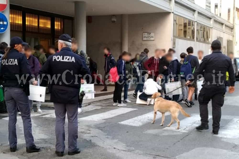 Scuole sicure: anche a Pozzuoli la task force contro lo spaccio