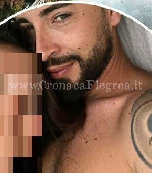 POZZUOLI/ «Ciao Raffaele», una fiaccolata per ricordare il 33enne suicida