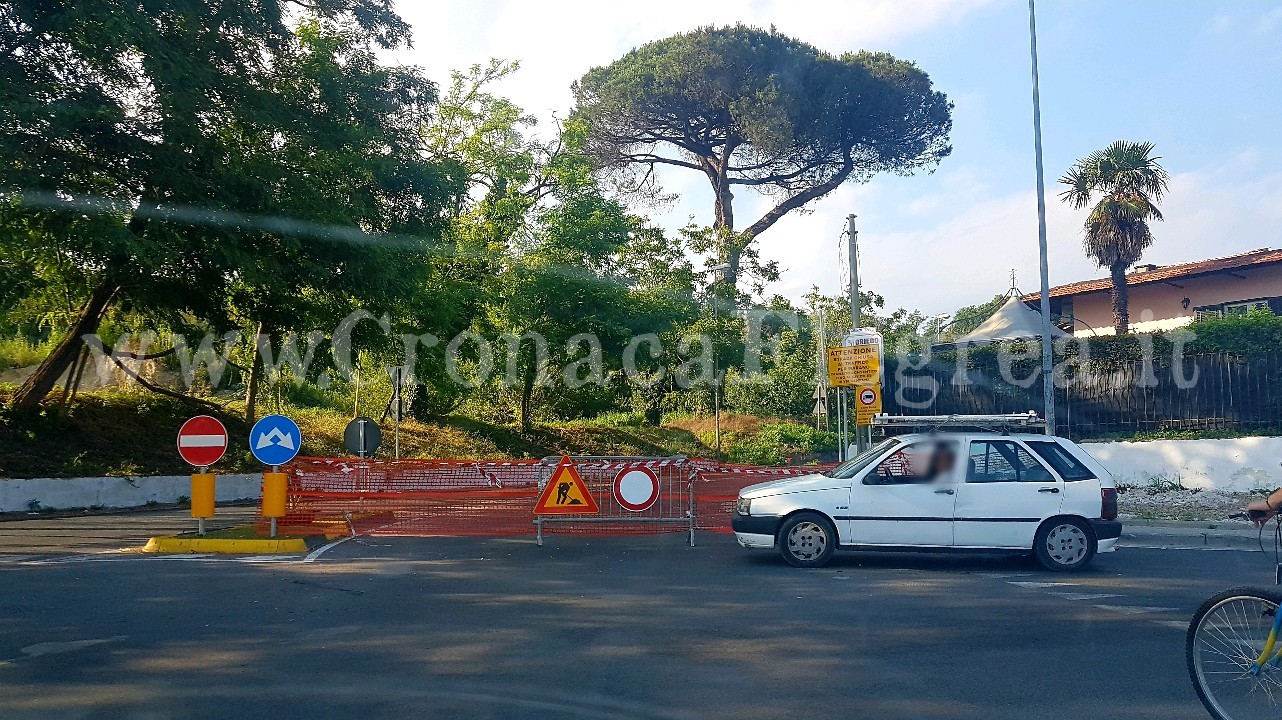 QUARTO/ Primo giorno di chiusura di via Campana tra caos e imbottigliamenti