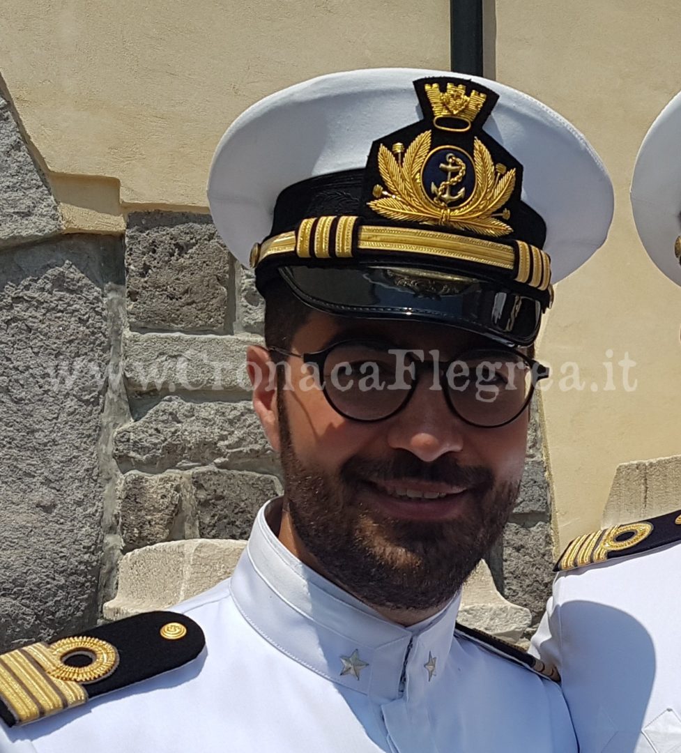 POZZUOLI/ Cambio al vertice della Guardia Costiera, il comandante Ruberto lascia dopo due anni