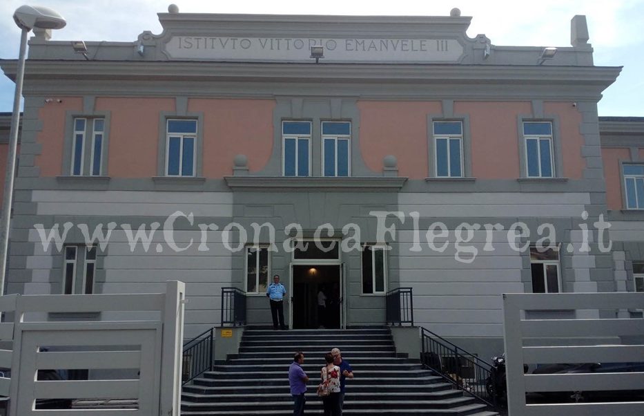 POZZUOLI/ Riapre la scuola Vittorio Emanuele di Arco Felice – LE IMMAGINI IN ANTEPRIMA