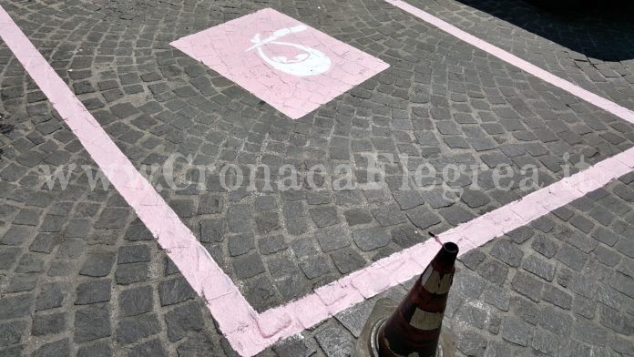 BACOLI/ Arrivano le strisce rosa per le donne in “dolce” attesa