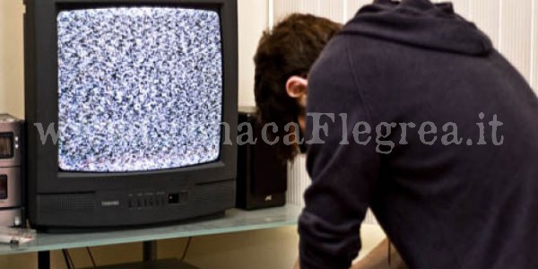RICEVIAMO E PUBBLICHIAMO/ «A Pozzuoli continue interruzioni del segnale tv»