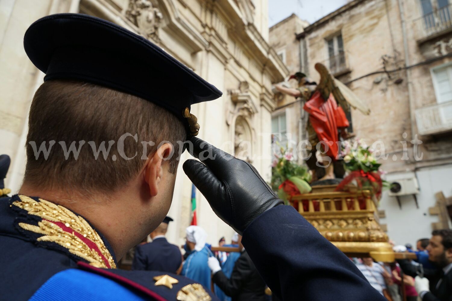 La Polizia festeggia il Patrono San Michele Arcangelo
