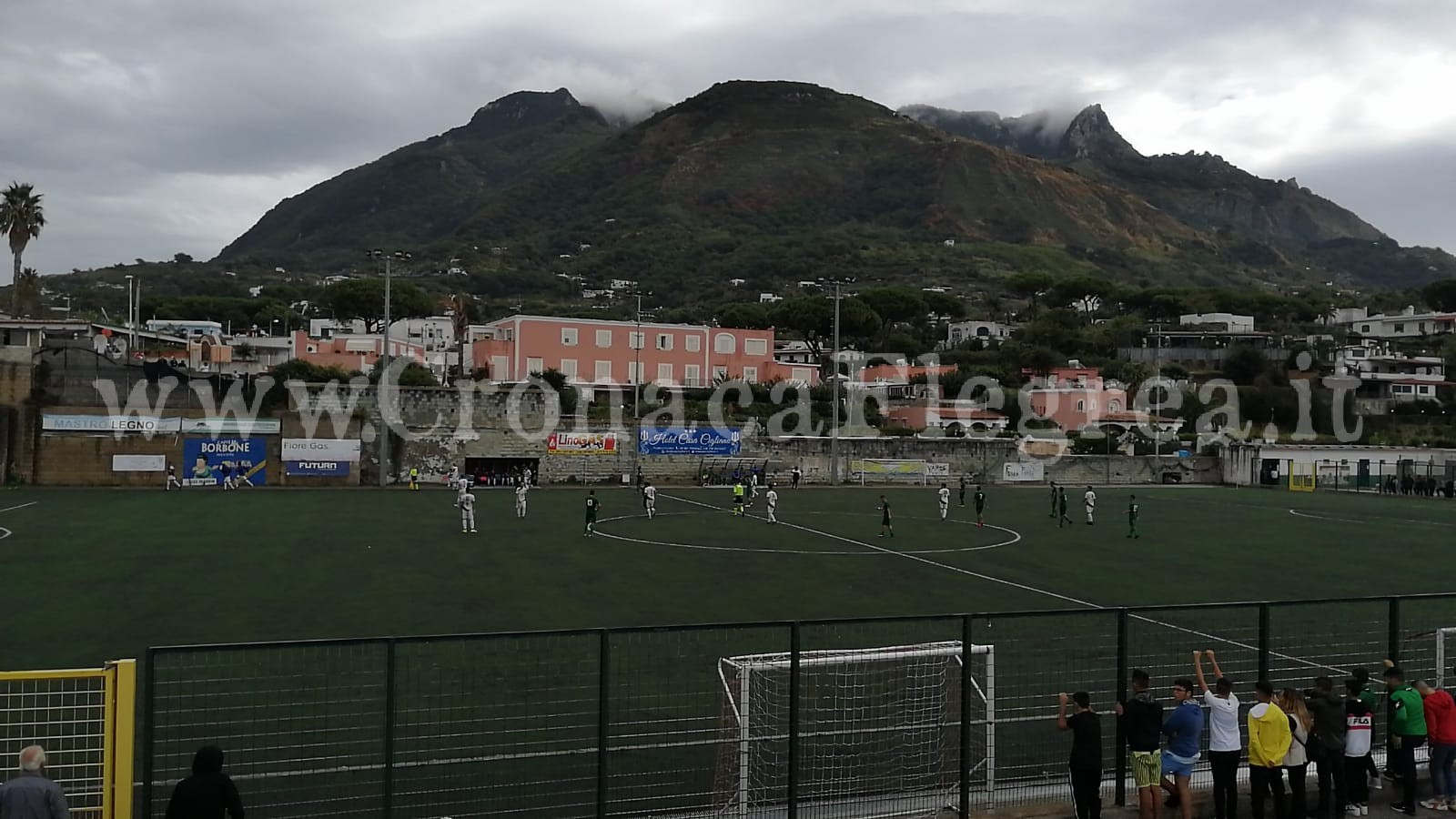 CALCIO/ La Puteolana 1902 non va oltre lo 0-0 sul campo del Forio