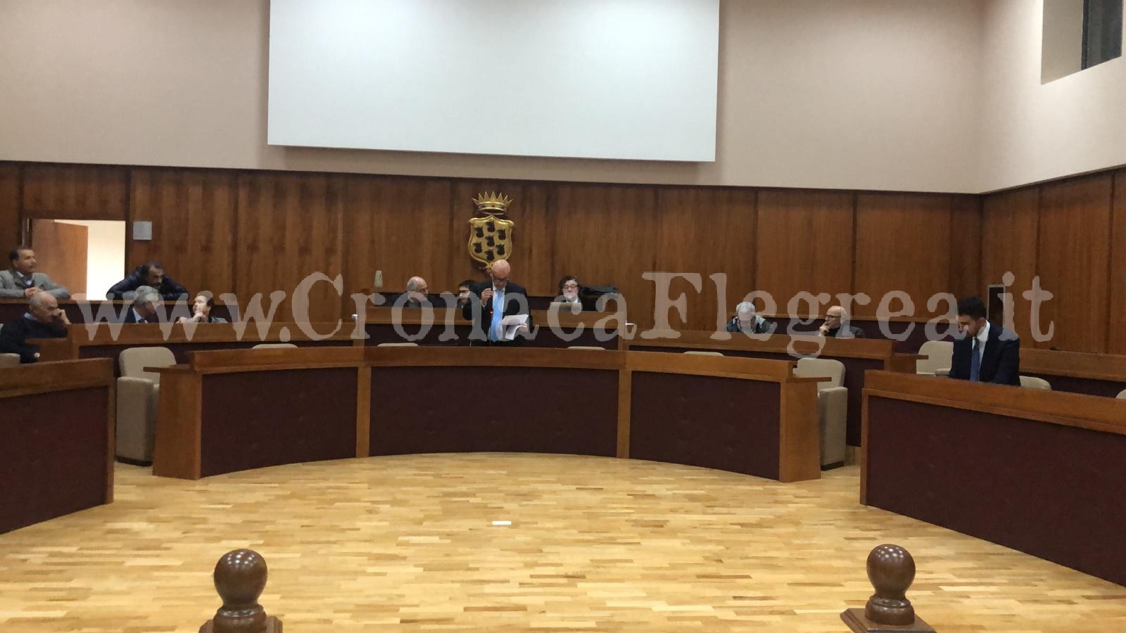 POZZUOLI/ Convocato il consiglio comunale: 20 punti all’ordine del giorno