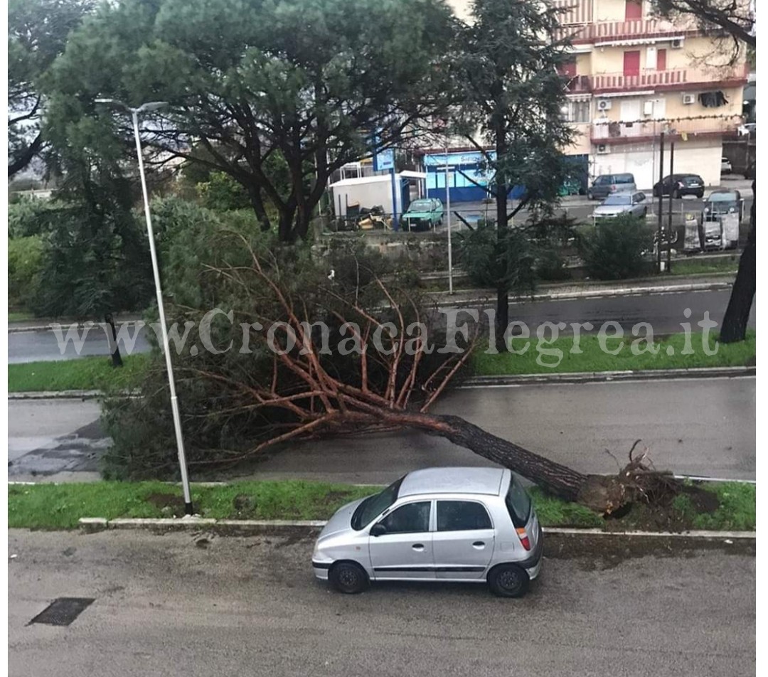 Ancora maltempo, prorogata l’allerta meteo per i Campi Flegrei