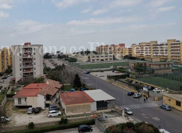 Rotta condotta idrica: da stasera mancherà l’acqua in tutto il quartiere di Monterusciello