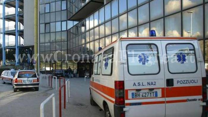 Coronavirus, è morto un autista del 118 di Pozzuoli: lavorava per 35 euro al giorno