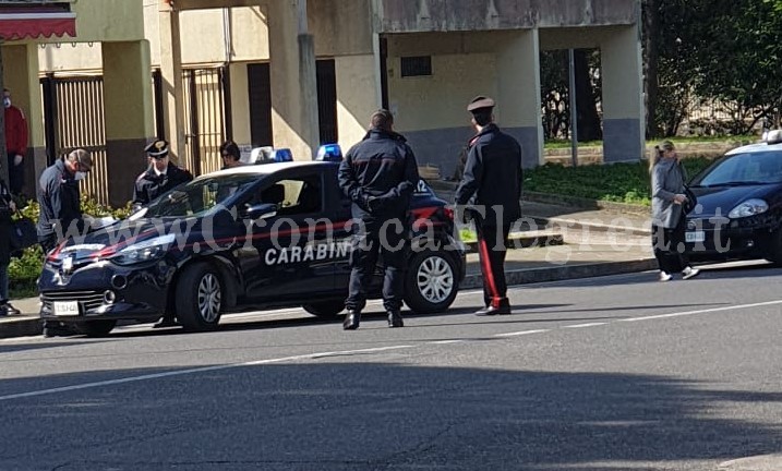 AREA FLEGREA/ In giro senza mascherina: 12 persone denunciate dai carabinieri