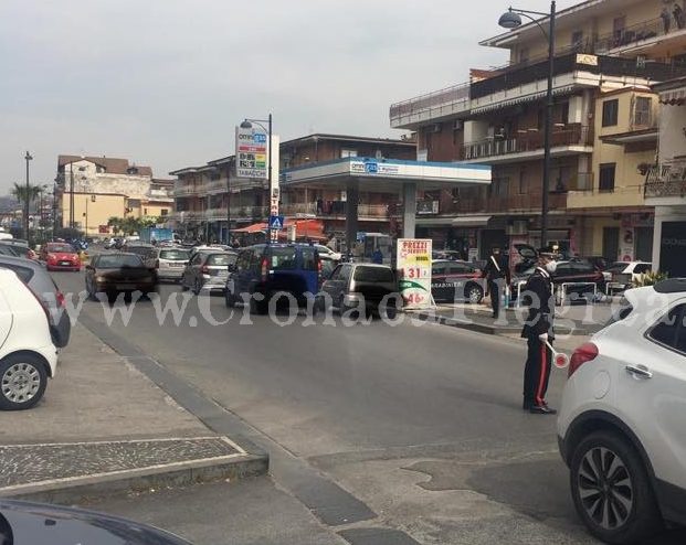 Spesa a gruppi e giovani per strada: raffica di denunce a Quarto