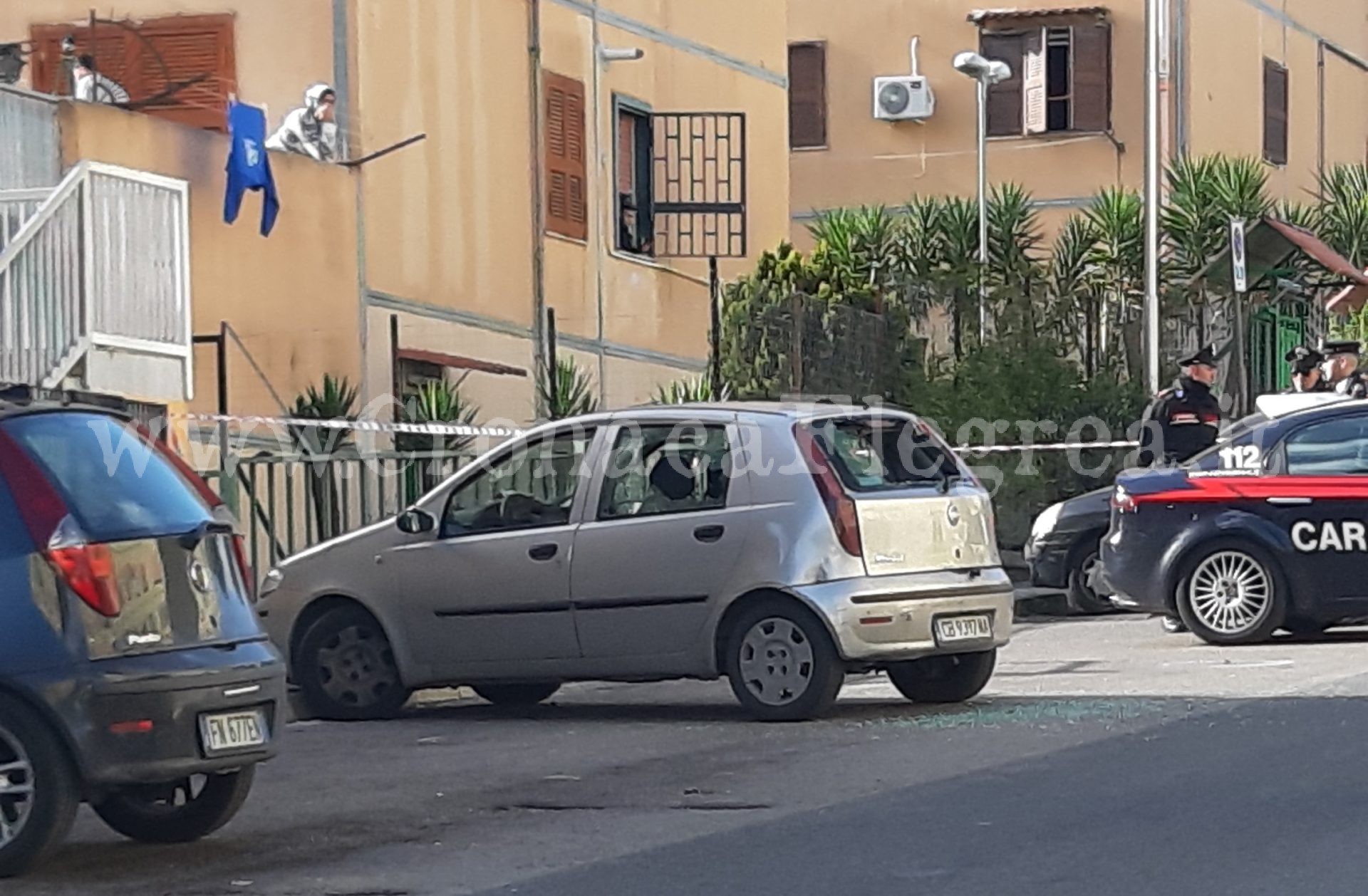 POZZUOLI/ Pusher nel mirino dei sicari: a Monterusciello è faida per le piazze di spaccio – LE FOTO