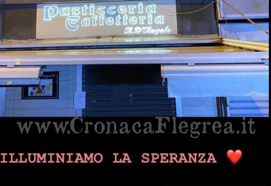 «Illuminiamo la speranza» L’iniziativa dei commercianti di Pozzuoli – LE FOTO