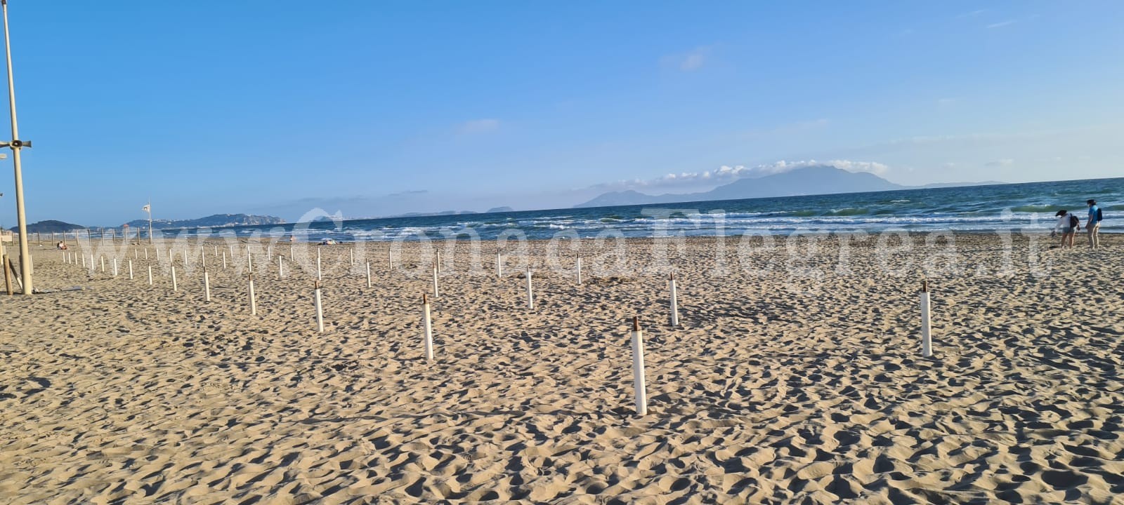 L’appello dei balneatori ai sindaci: «Non chiudete le spiagge. Vigilatele e gestitele come dice la norma»