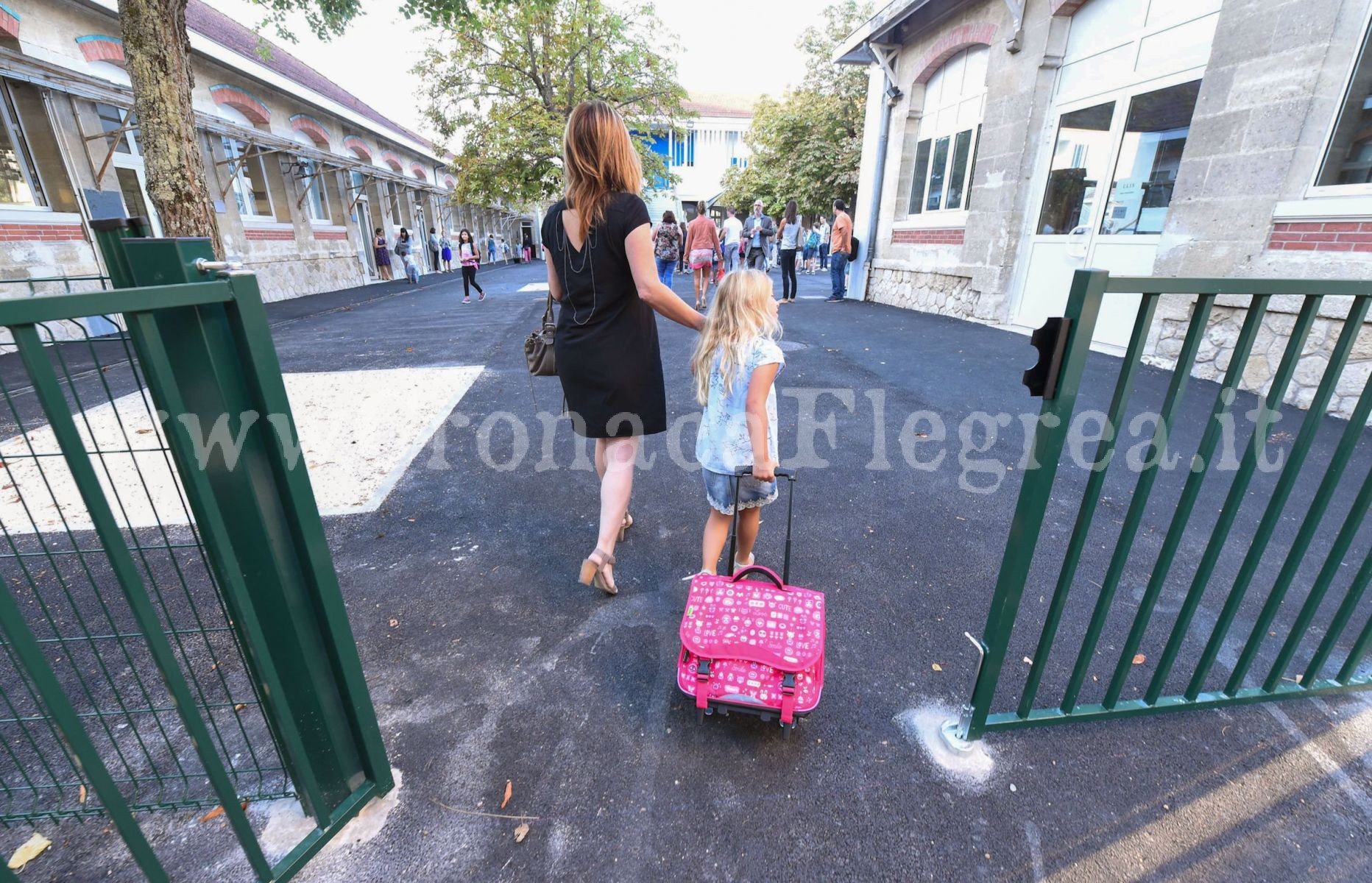 Scuola, domani tornano in classe quarte e quinte elementari