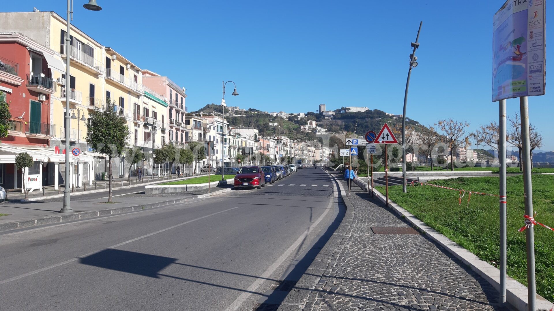 I LETTORI SEGNALANO/ «Camion a via Napoli, trema tutto. Faccio appello al sindaco di Pozzuoli»