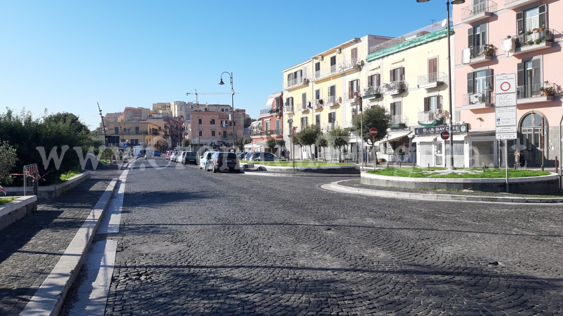 POZZUOLI/ Ladro di scooter scarcerato: a via Napoli festa con fuochi d’artificio