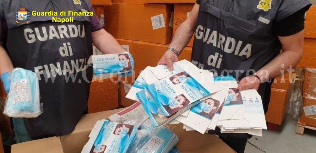 IL BLITZ/ Mascherine sequestrate e devolute al Carcere femminile di Pozzuoli – LE FOTO