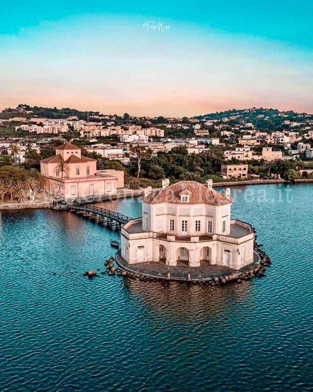 Covid, vaccini nel Palazzo dell’Ostrichina per i cittadini di Bacoli e Monte di Procida