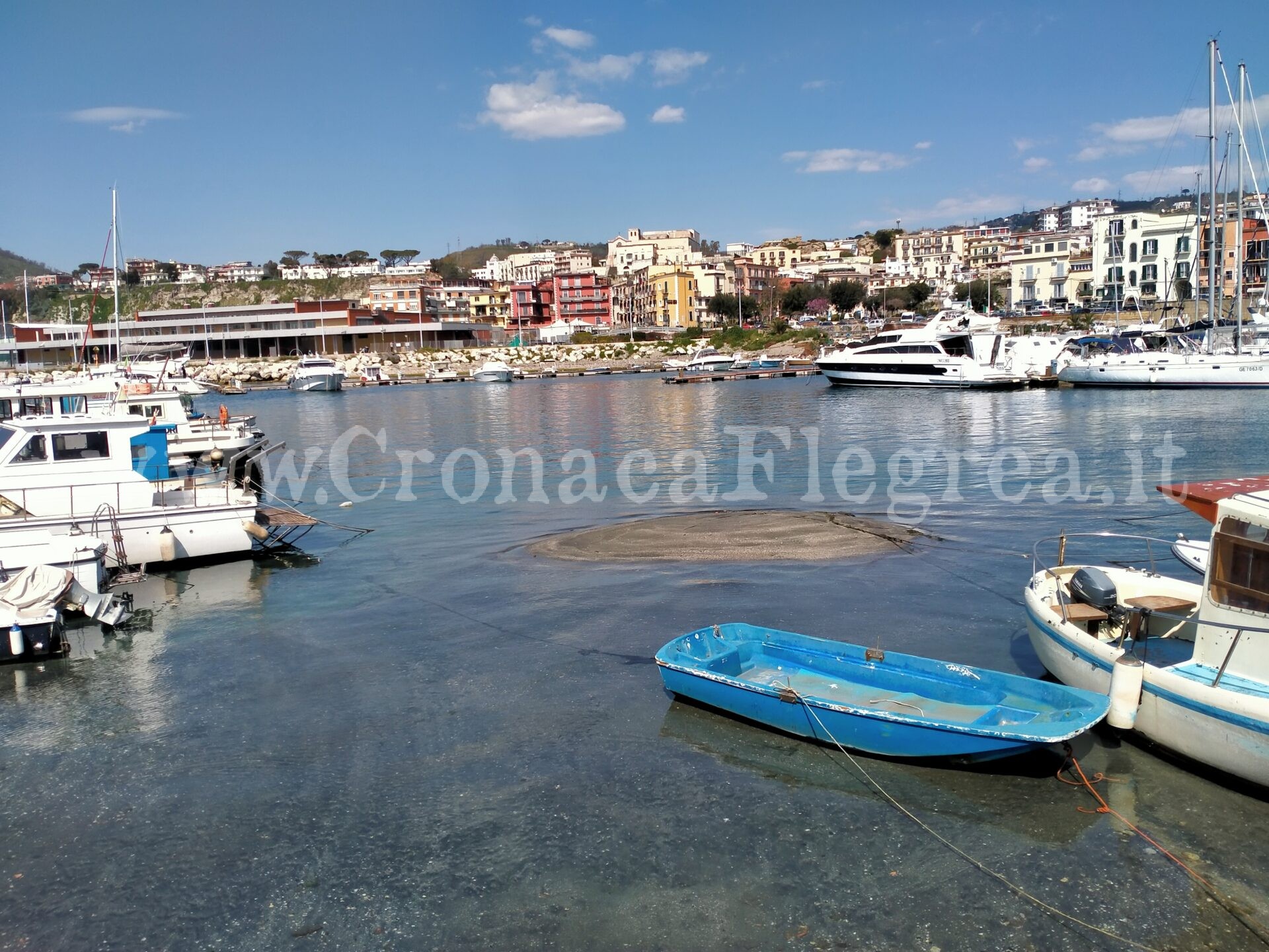 Nuova scossa a Pozzuoli, epicentro in mare