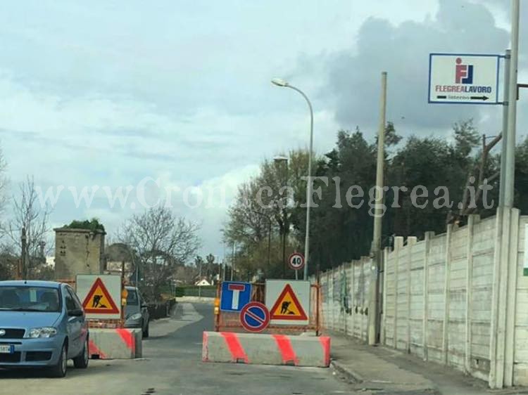 BACOLI/ Via Cuma interrotta, la protesta di Savoia: «Gravi danni a cittadini e commercianti»