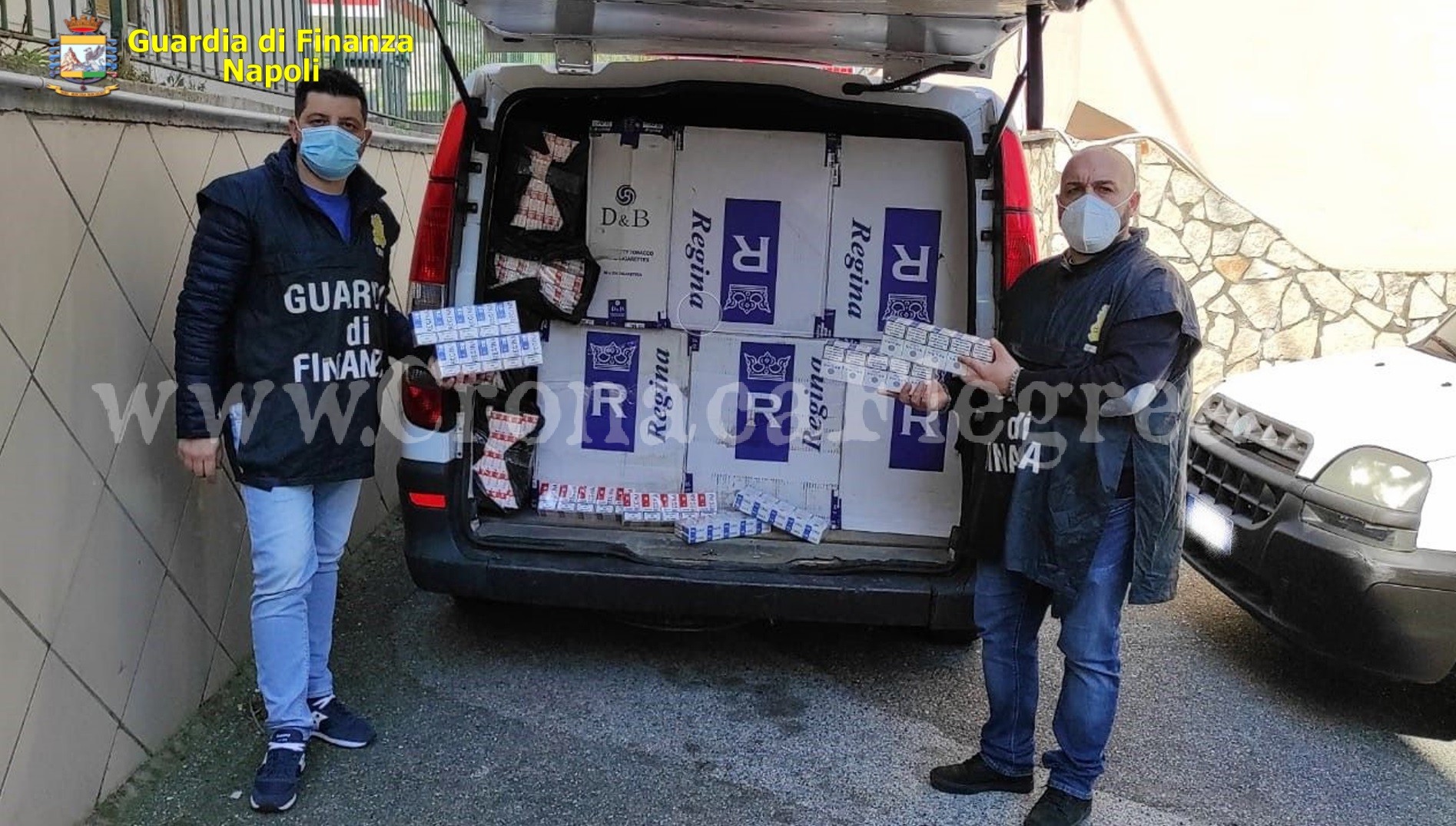 Sequestrati 6 quintali di sigarette destinate al mercato clandestino flegreo: 4 arresti