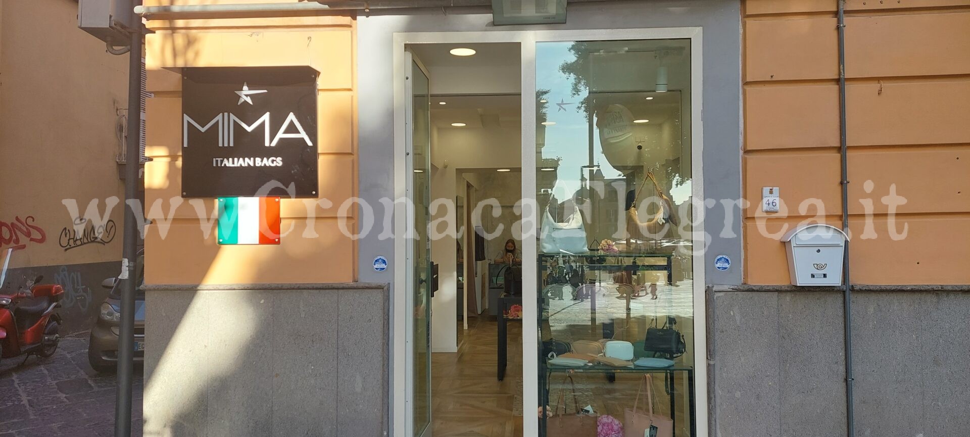 «Ripartiamo più forti di prima!» A Pozzuoli c’è “Mima Italian Bags”