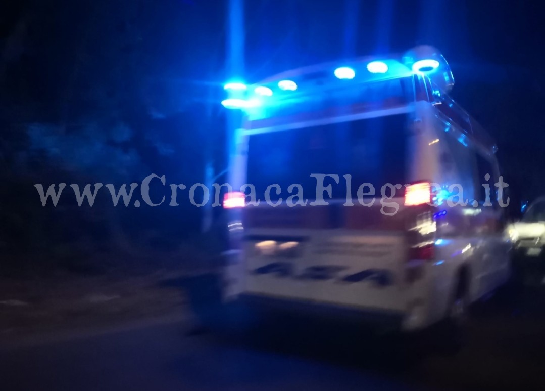 E’ di Pozzuoli il motociclista che ha travolto e ucciso un 65enne appena sceso dal bus ad Agnano