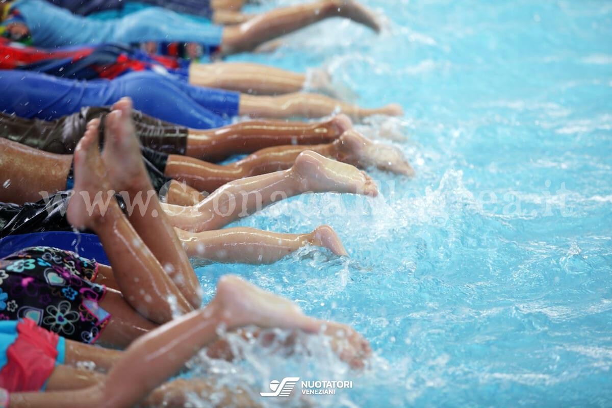 BACOLI/ La scuola estiva va in piscina a lezioni di nuoto