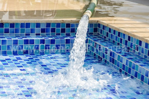 POZZUOLI/ Il sindaco limita l’utilizzo dell’acqua potabile: stop per piscine, auto e giardini