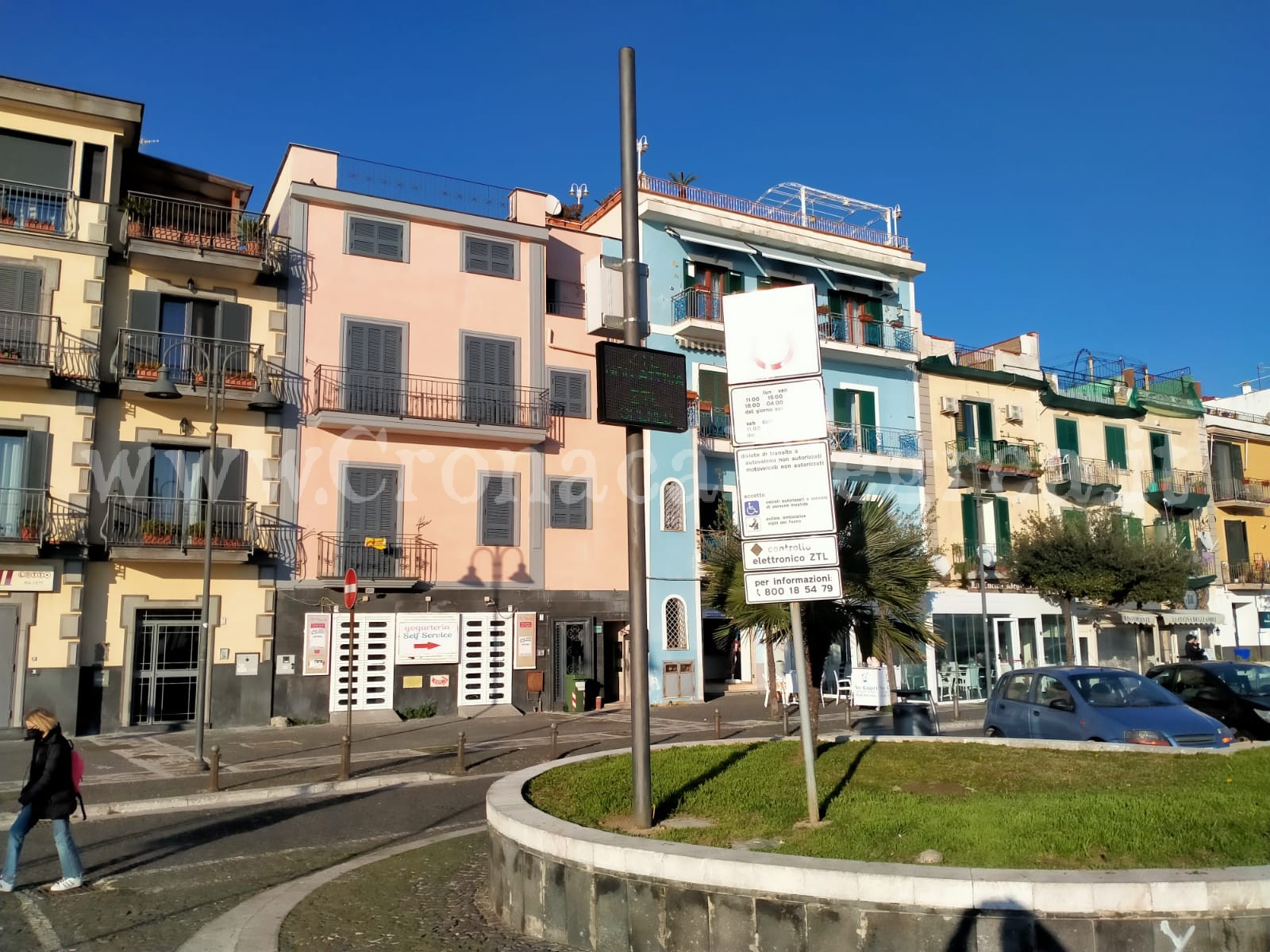 POZZUOLI/ Proroga di un mese per richiedere i permessi di accesso e transito nelle ZTL