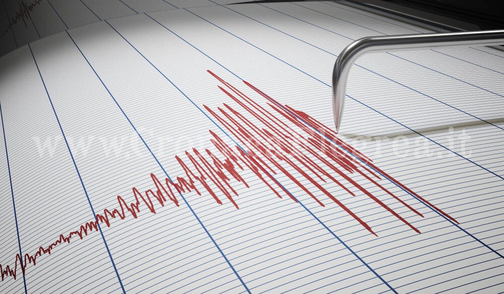 Nuova scossa di terremoto: trema la terra a Pozzuoli