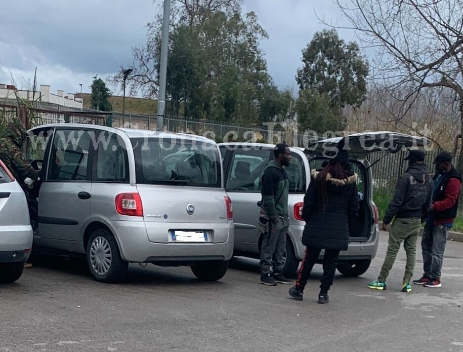 POZZUOLI/ Ancora taxi abusivi a Licola, gli illegali non si fermano