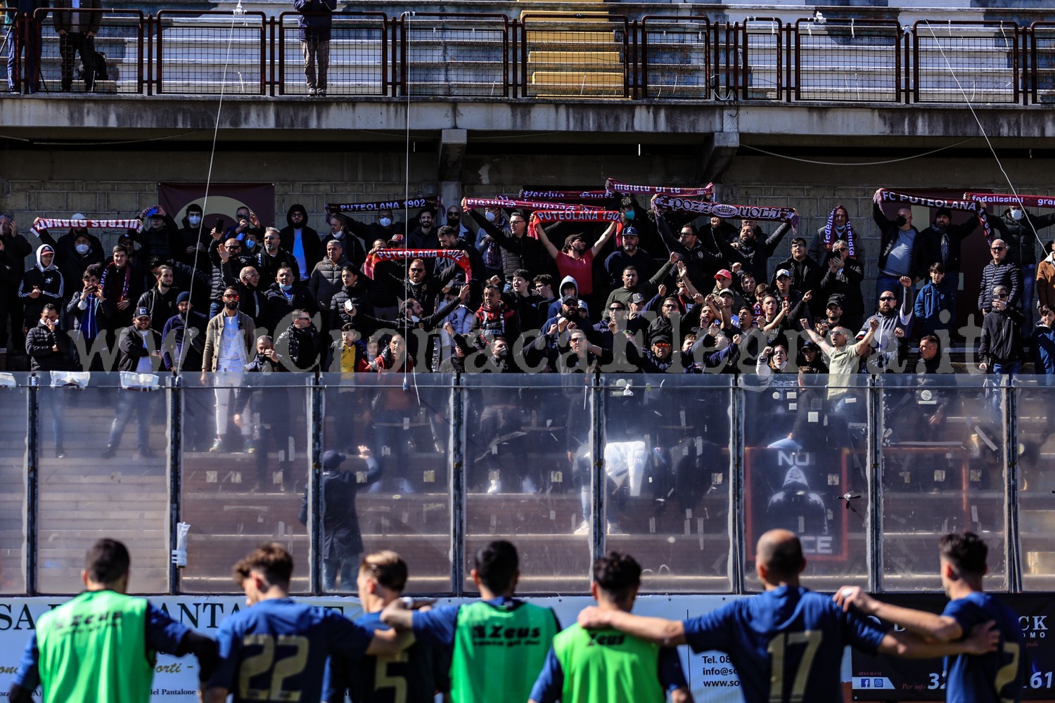 CALCIO/ Tra spalti e campo: le foto più belle di Puteolana-Real Forio