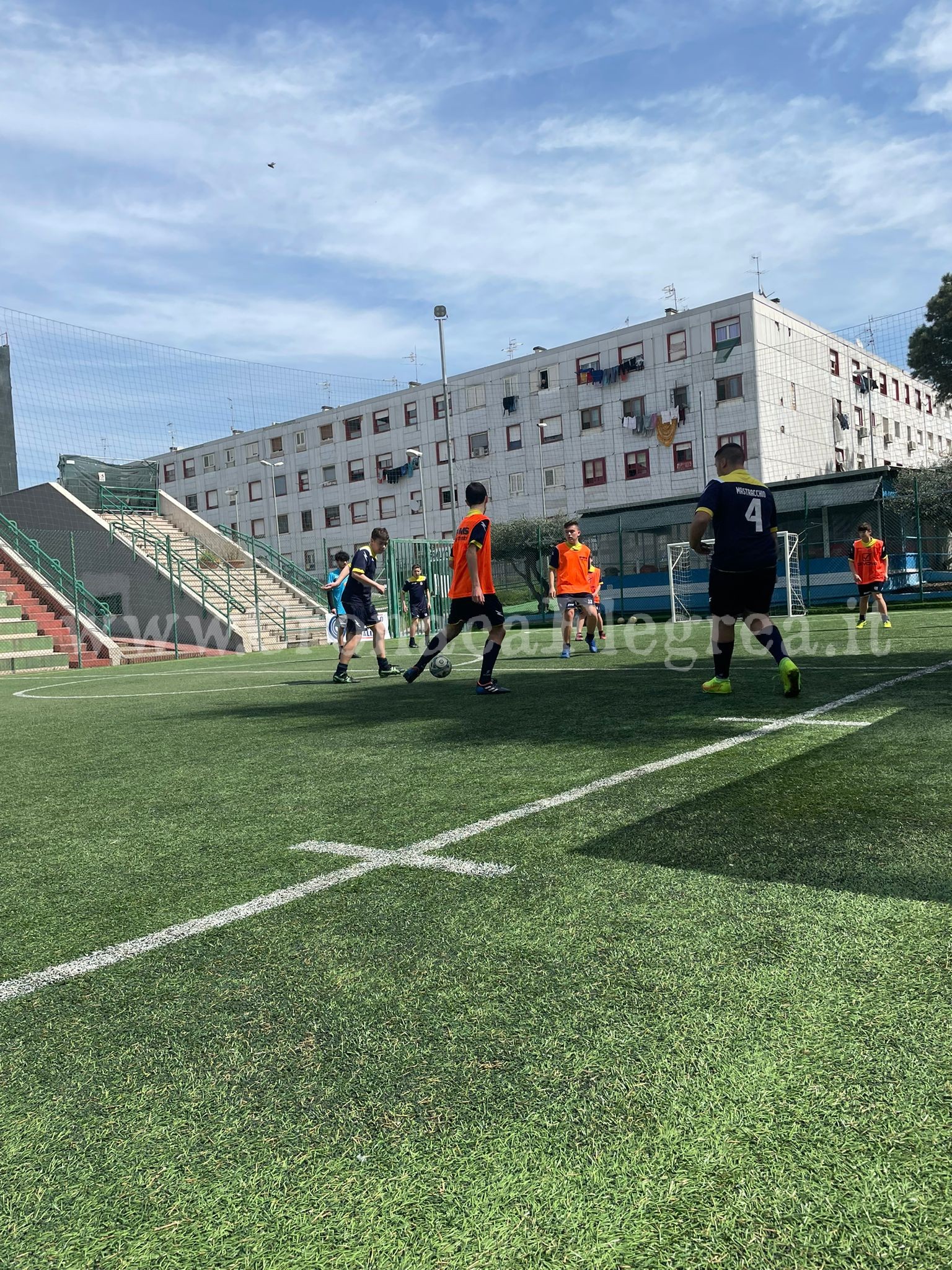 POZZUOLI/ Torneo di Pasqua del Csi, vince l’accoglienza: sul campo giovani afghani e ucraini