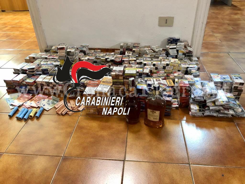 Rompe la finestra del bar e ruba contanti, sigarette e whisky: arrestato un 68enne di Pozzuoli