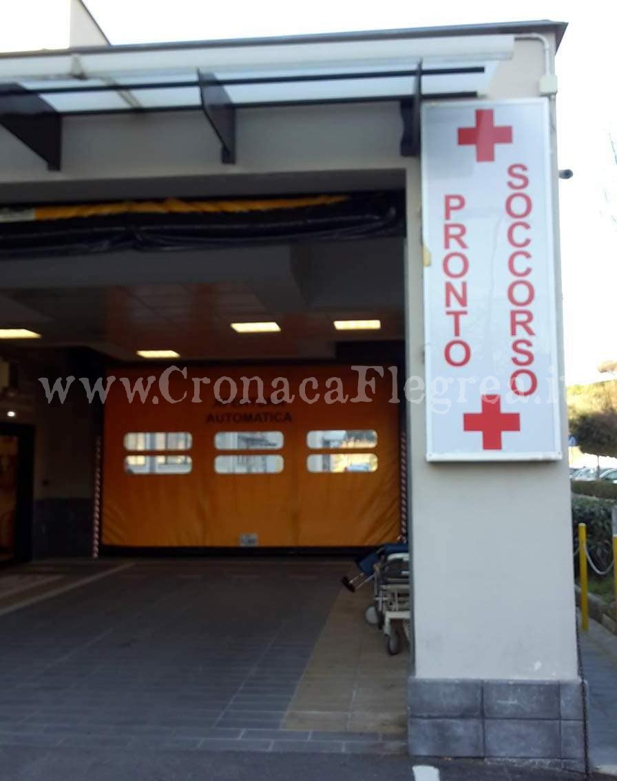 Medico preso a schiaffi al Pronto soccorso del Santa Maria delle Grazie di Pozzuoli