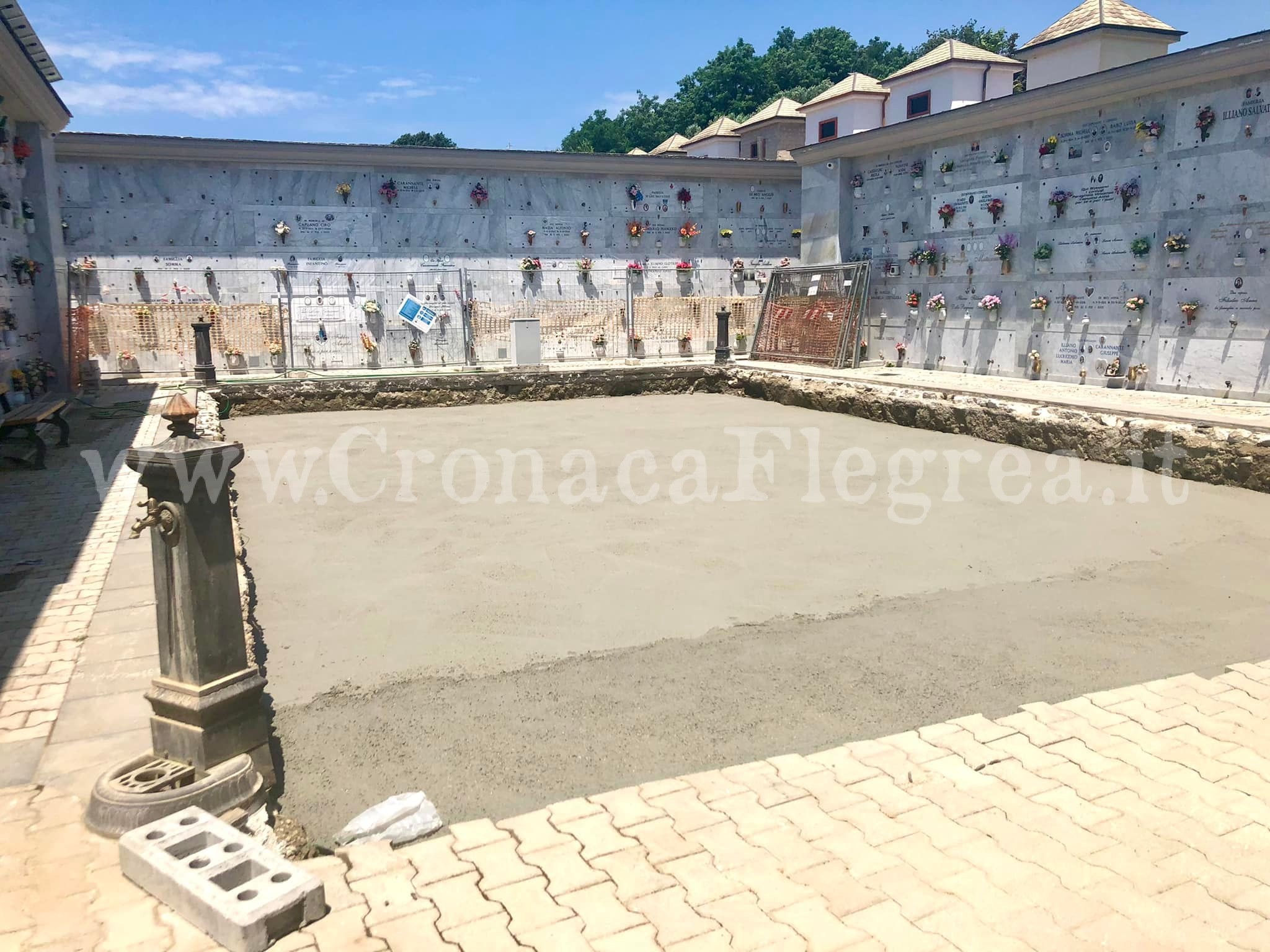 BACOLI/ Nuovi loculi al cimitero di Cappella, il sindaco: «Una risposta concreta per le famiglie»