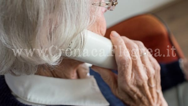 «Nonna, sono nei guai. Prepara 5mila euro»: sventata truffa ad anziana