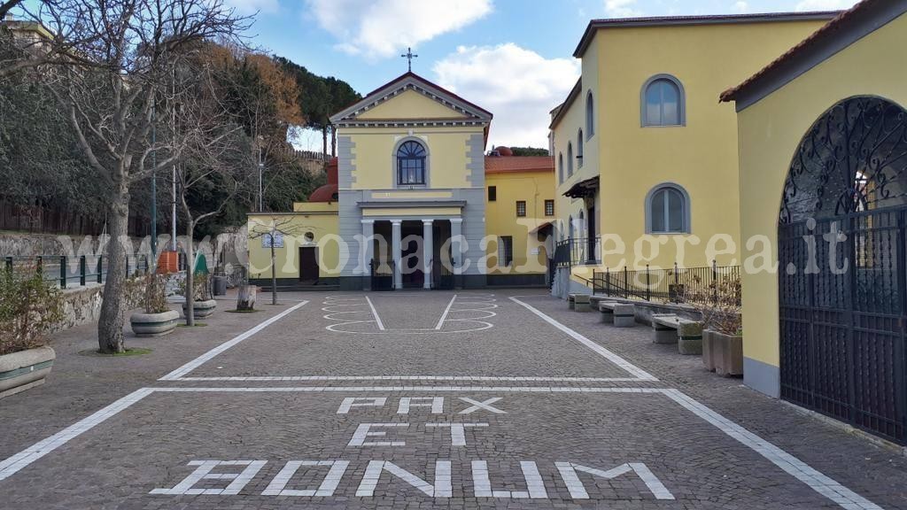 San Gennaro ha fatto il miracolo: festa a Pozzuoli tra stand gastronomici e spettacoli teatrali