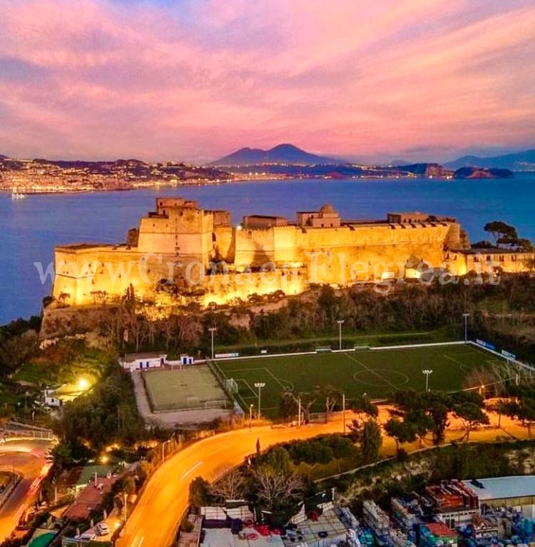 BACOLI/ Il castello di Baia apre di notte: un viaggio tra musica, teatro e archeologia