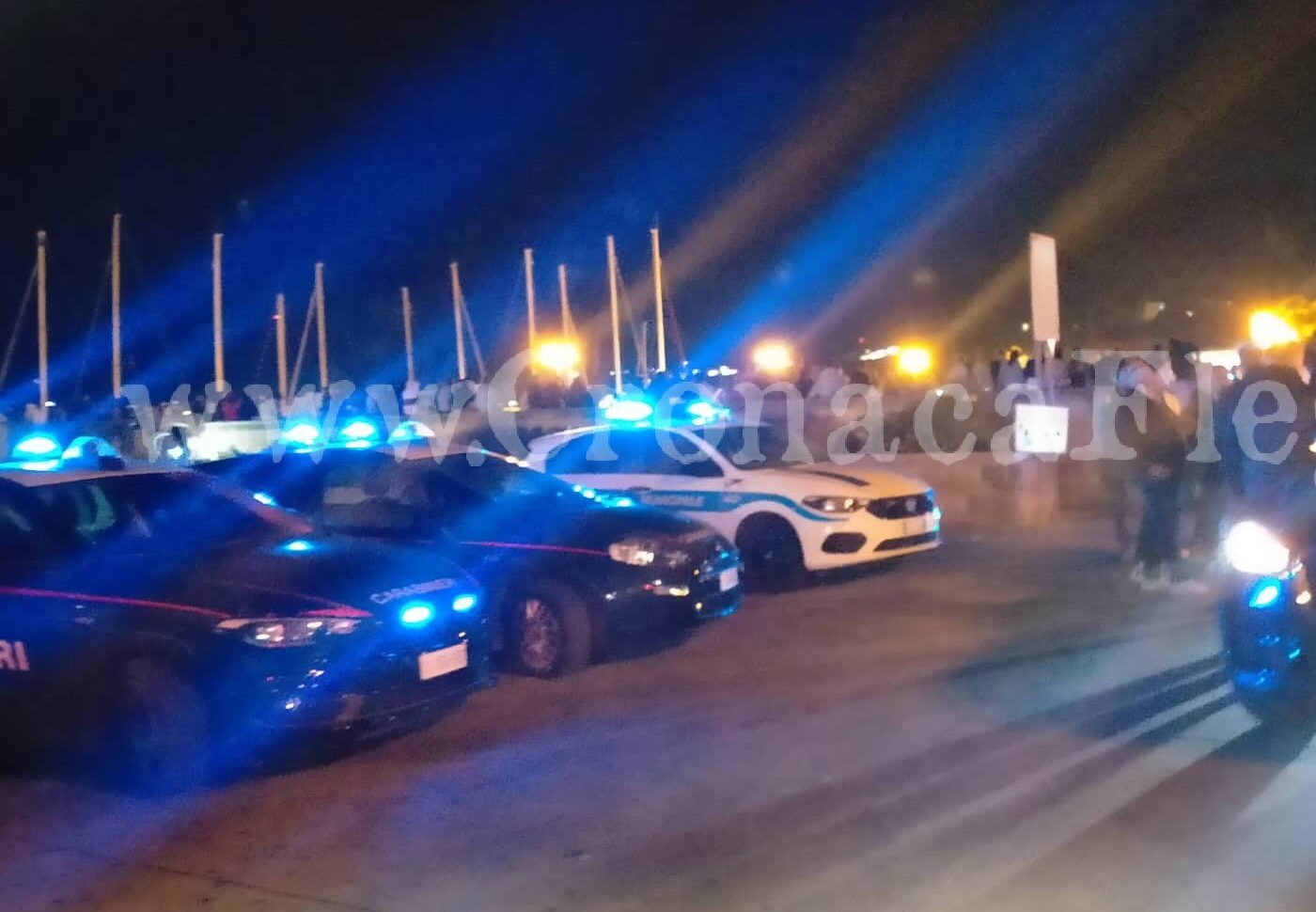 POZZUOLI/ La risposta ai violenti di “Piazza a mare”: due arresti e centinaia di controlli – LE FOTO