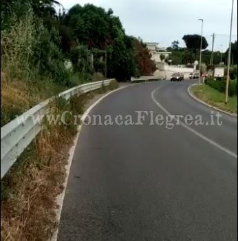 I LETTORI SEGNALANO/ «In alcune zone di Pozzuoli non si può camminare perché mancano i marciapiedi»