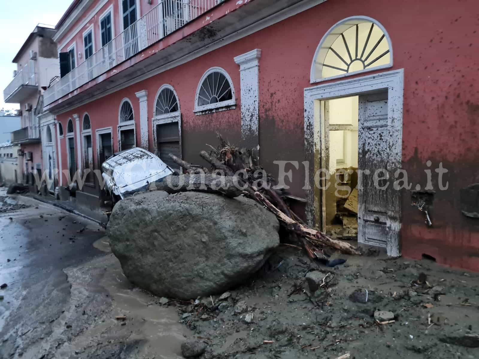 Frana a Ischia, la Diocesi di Pozzuoli: «Dolore e vicinanza alle famiglie coinvolte»